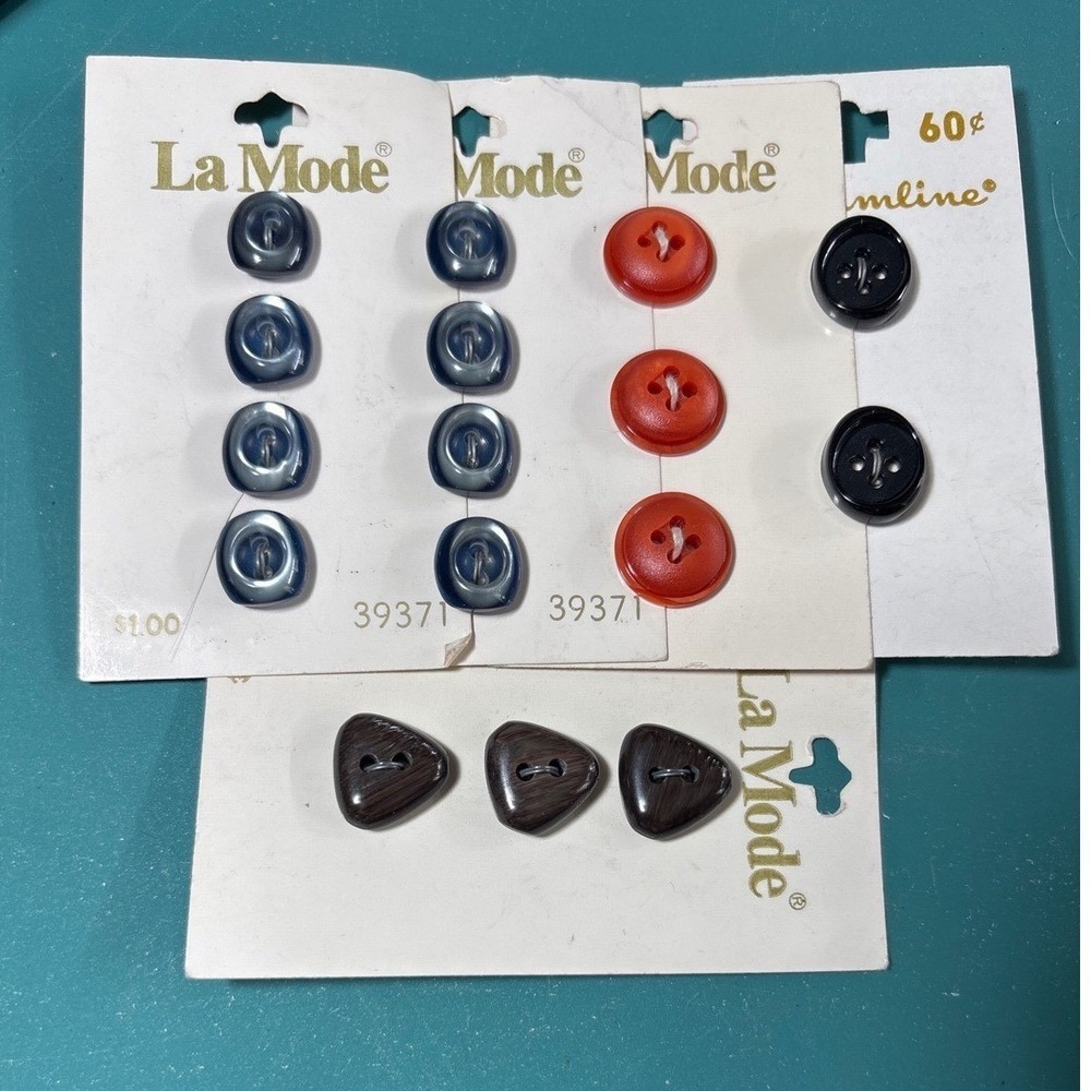 Vintage La Mode Streamline Buttons‎ Lot Navy Rust Black Brown Italy Holland 16pc